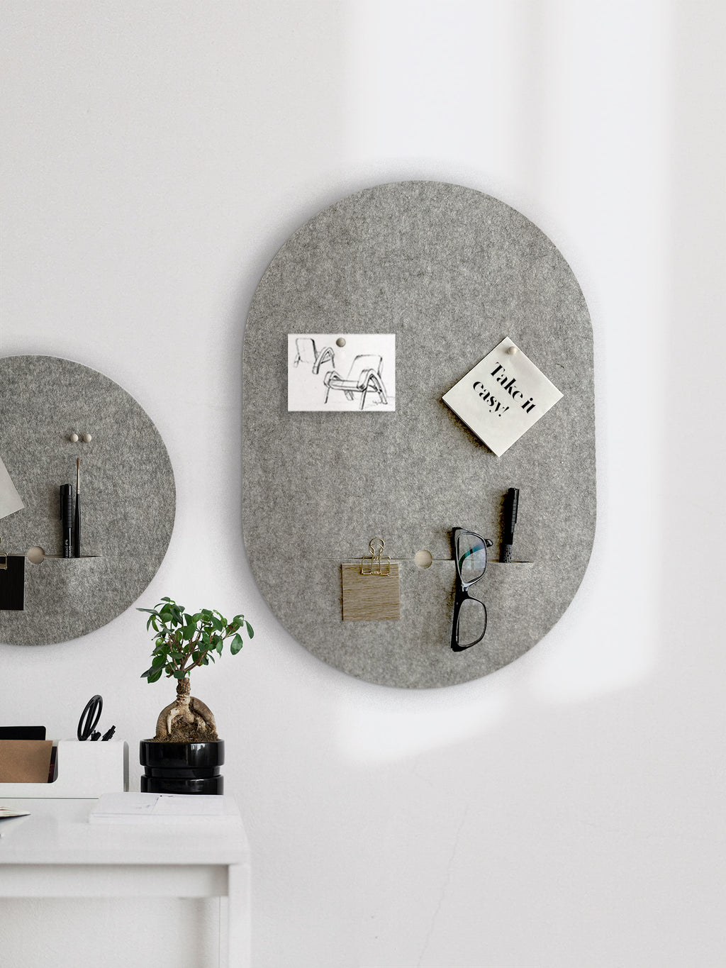 PIN ROUND notice board