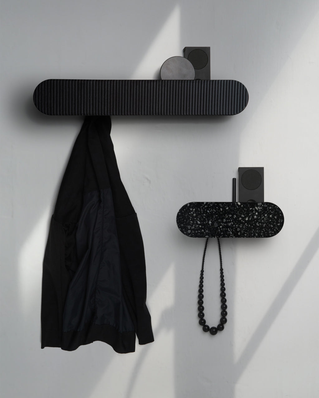 POP NOIR coat rack/key holder
