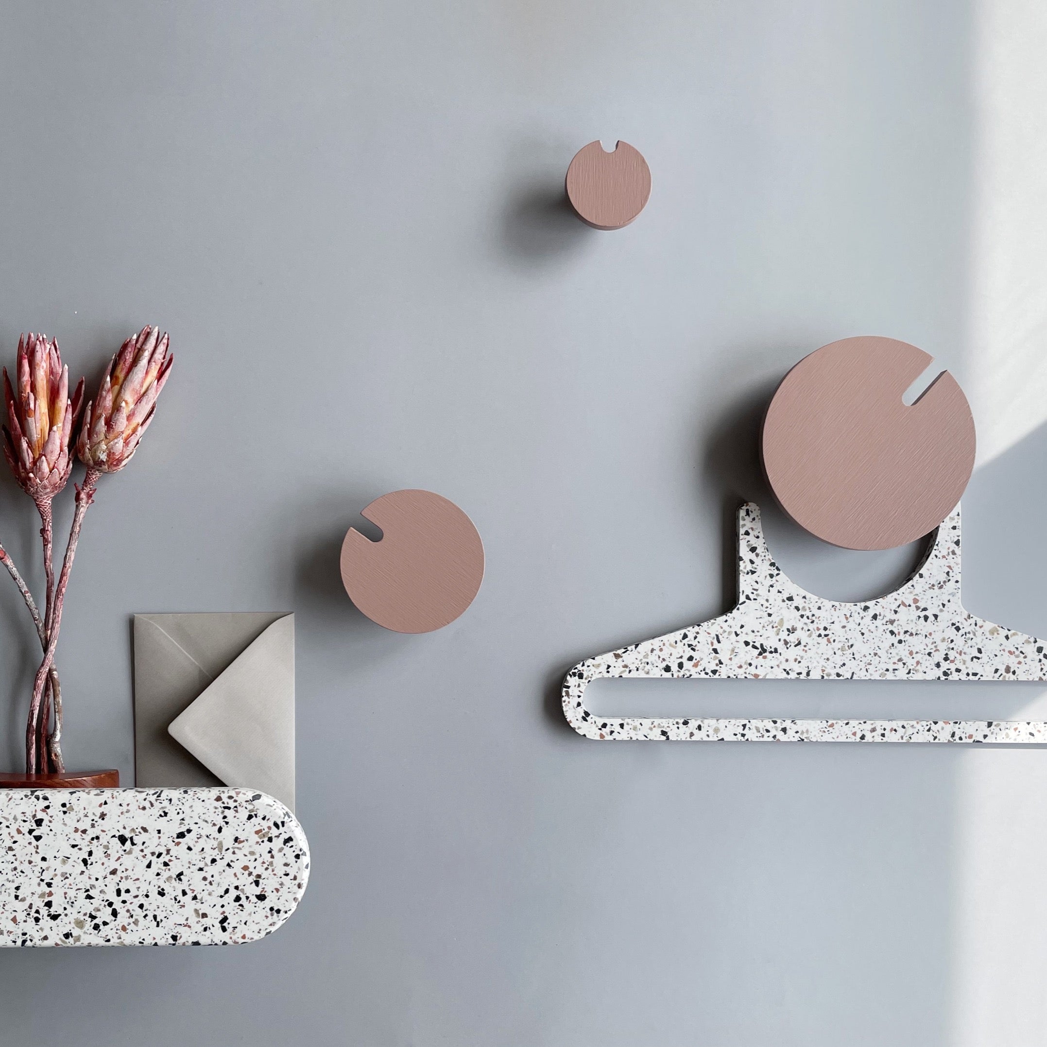 POLKA BLUSH wall hook set