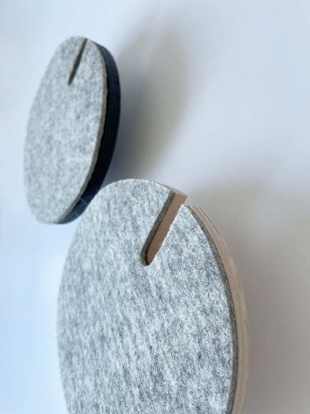 POLKA FELT wall hook set