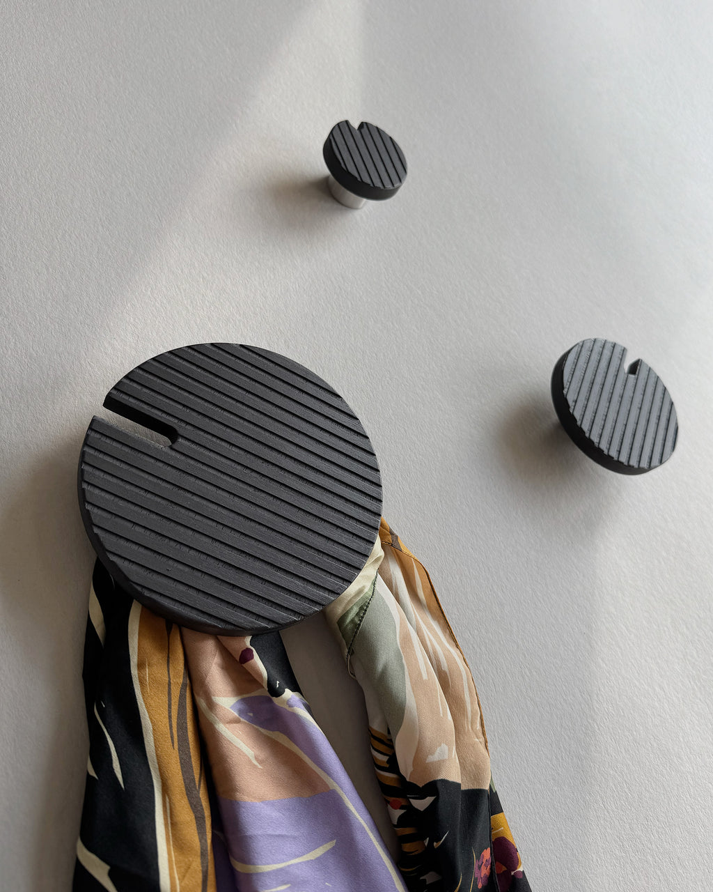 POLKA NOIR wall hooks set