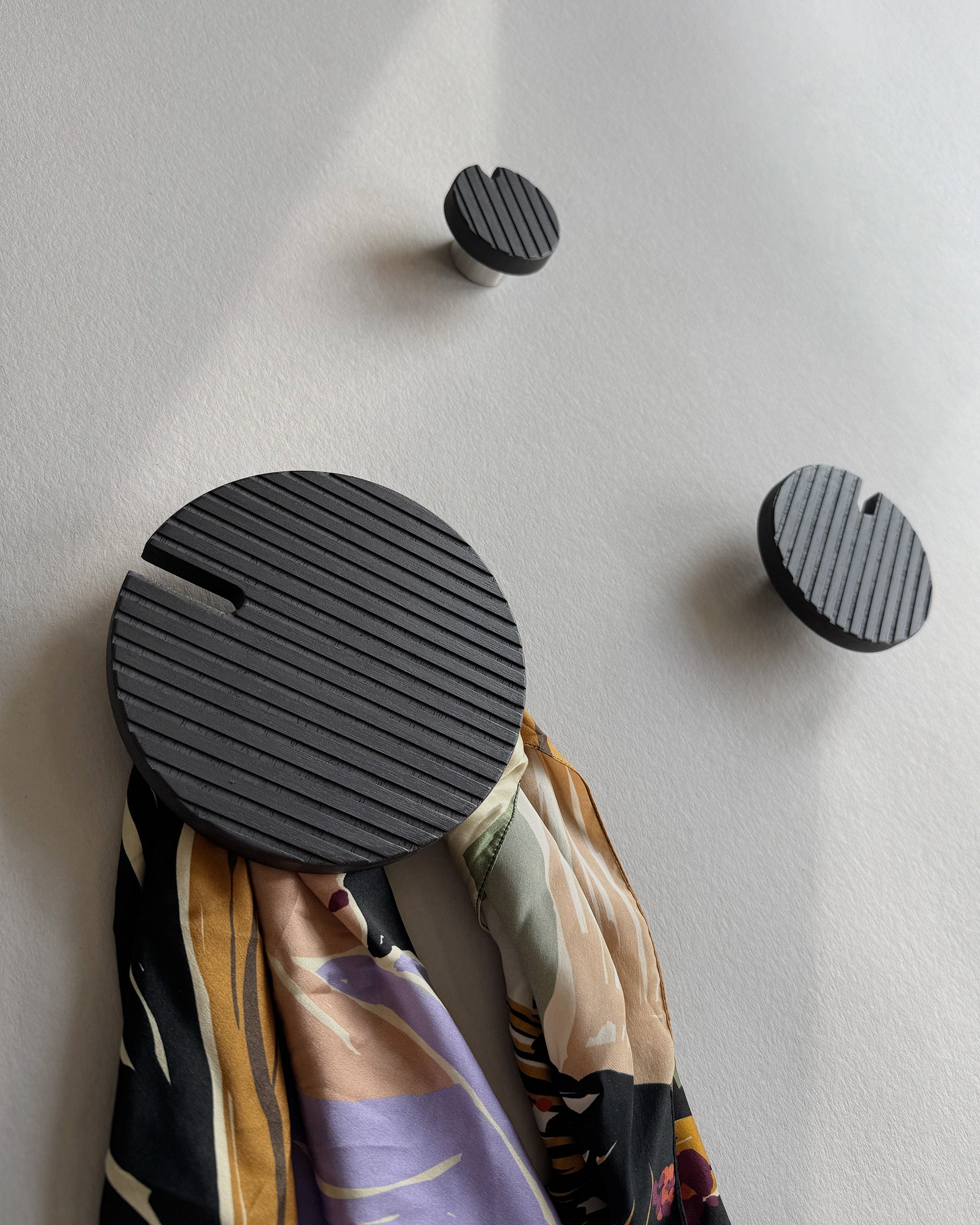 POLKA NOIR wall hooks set