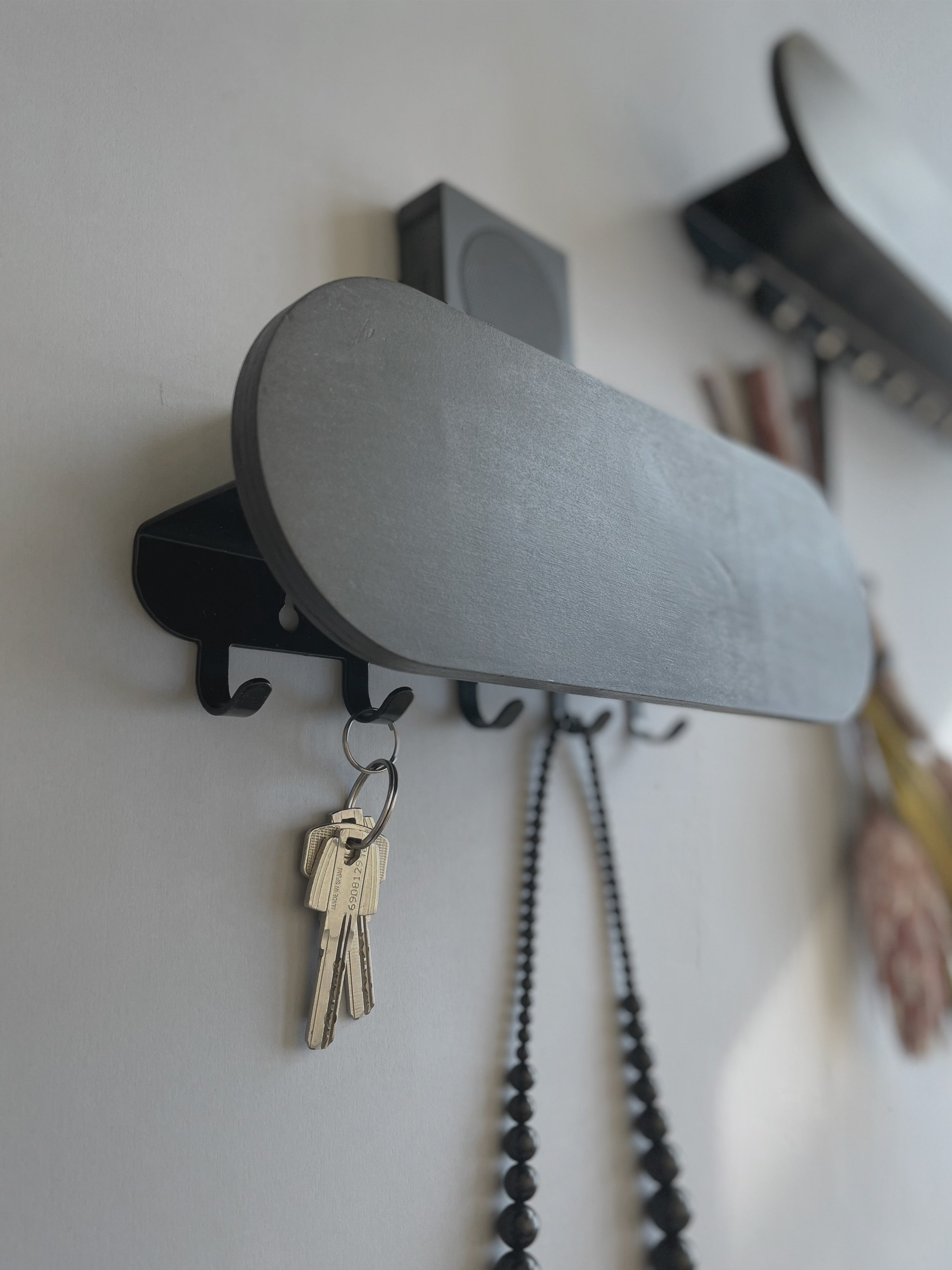 POP BLACK coat rack/key holder