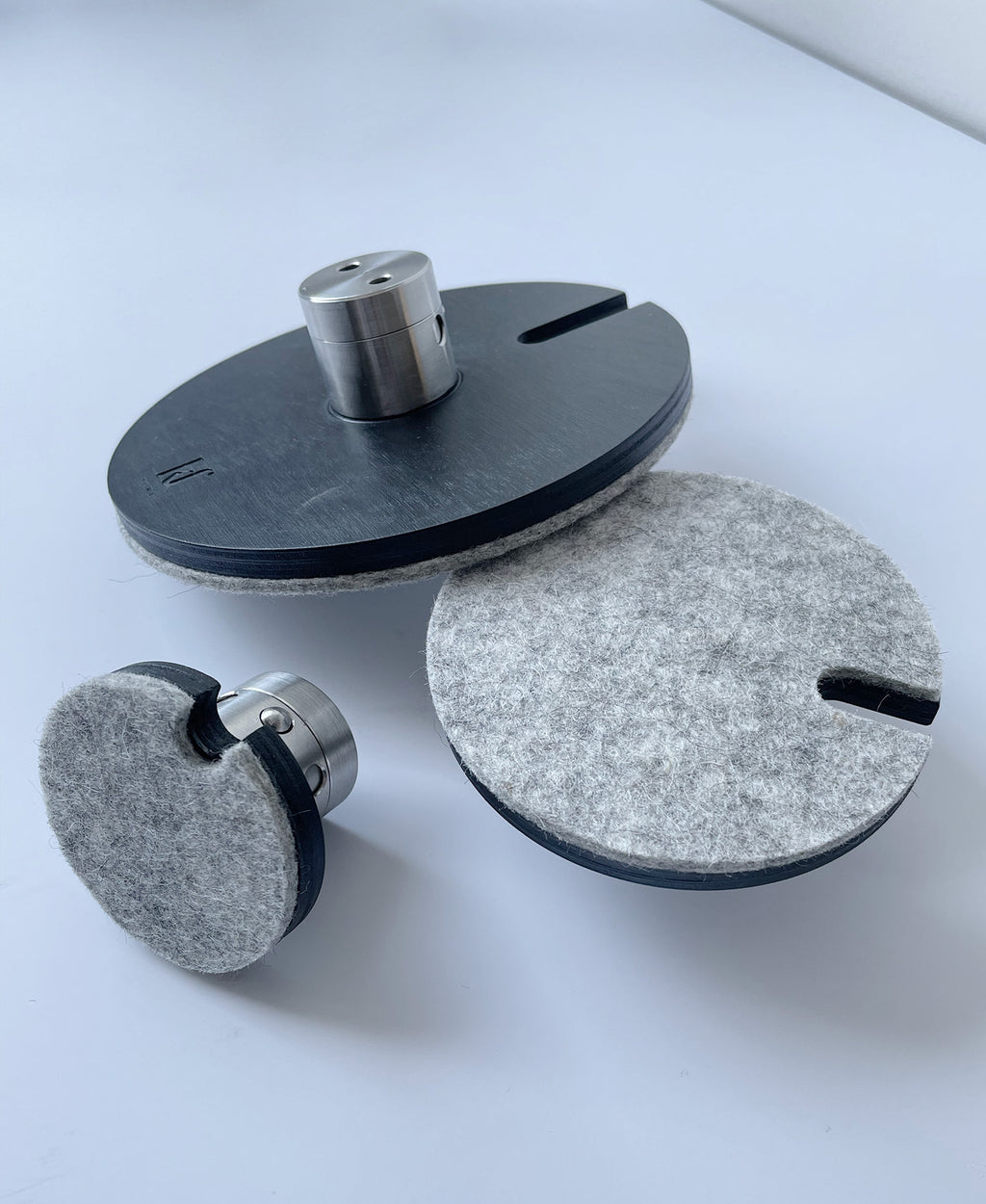 POLKA FELT wall hook set