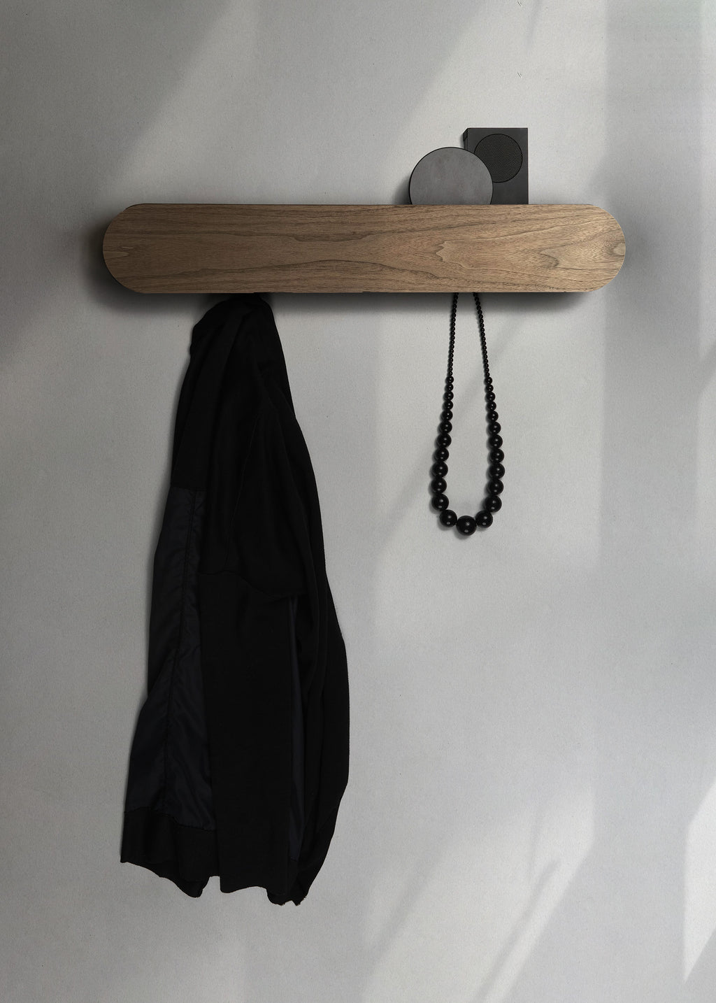 POP LONG WALNUT coat rack