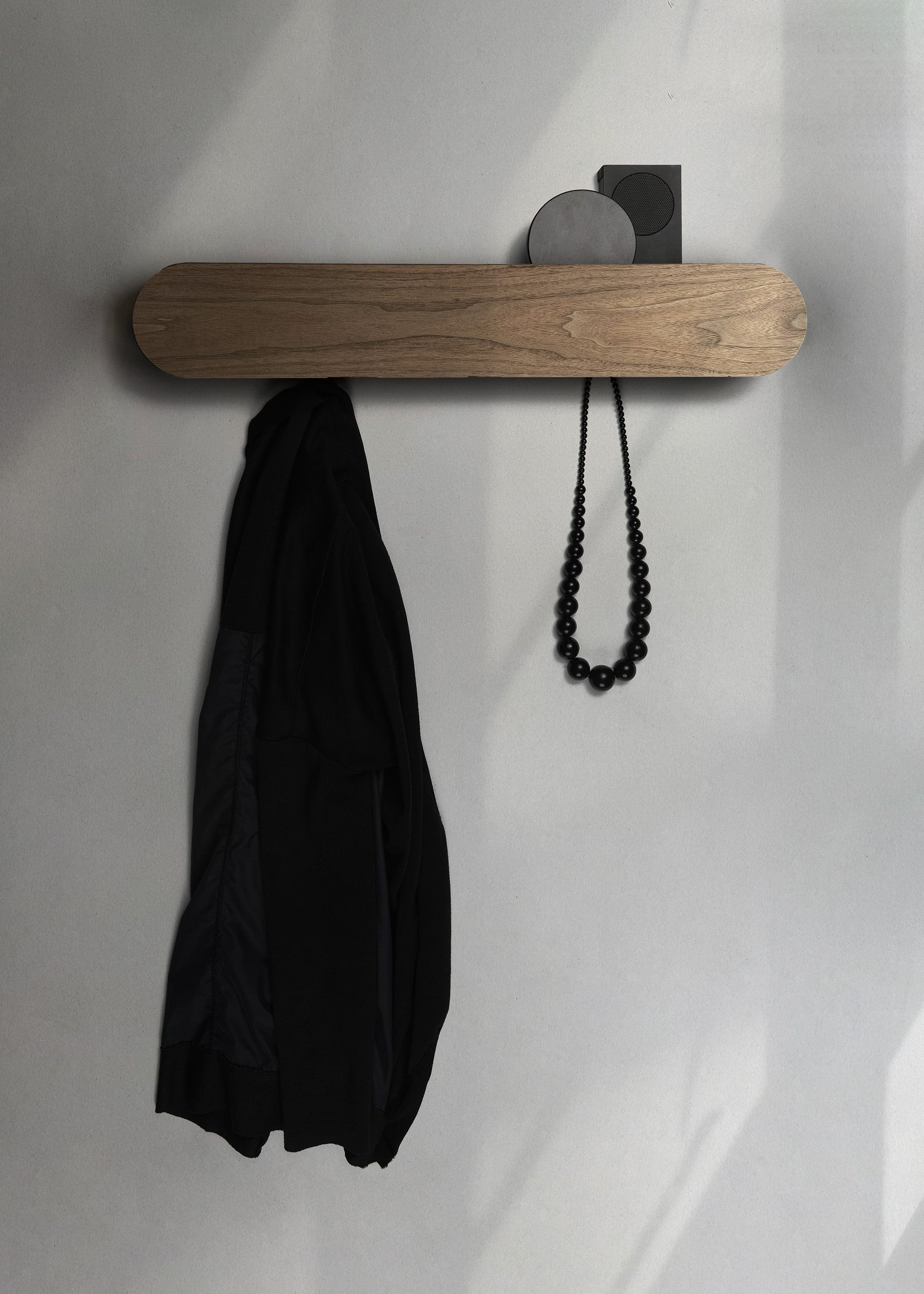 POP LONG WALNUT coat rack
