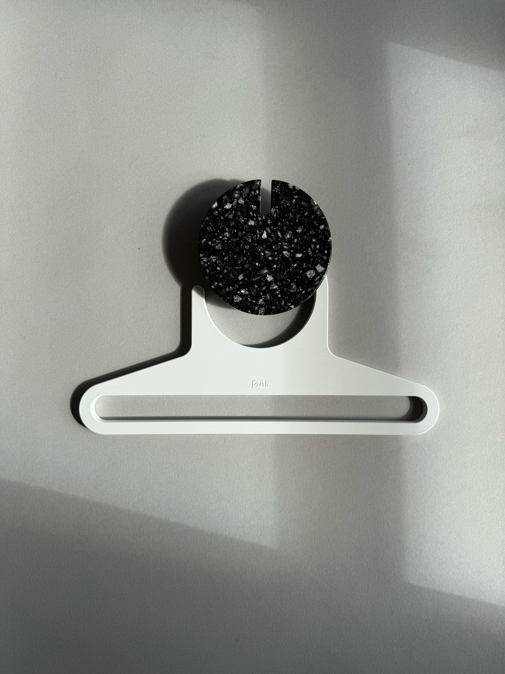 PLAN WHITE coat hanger