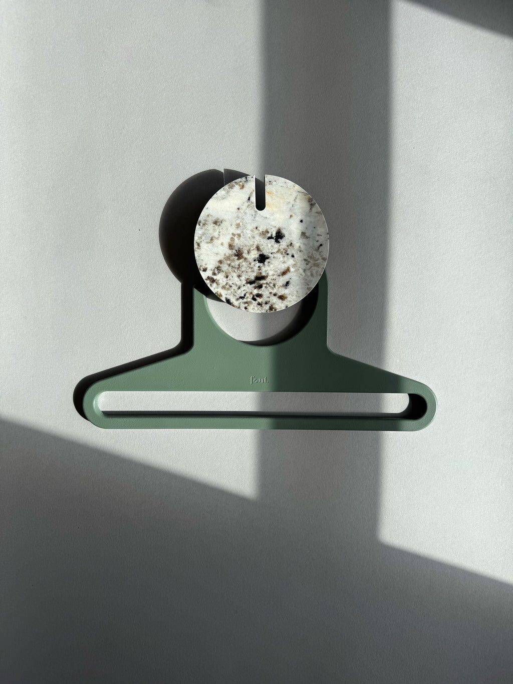 PLAN LEAF coat hanger