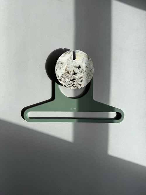 PLAN LEAF coat hanger