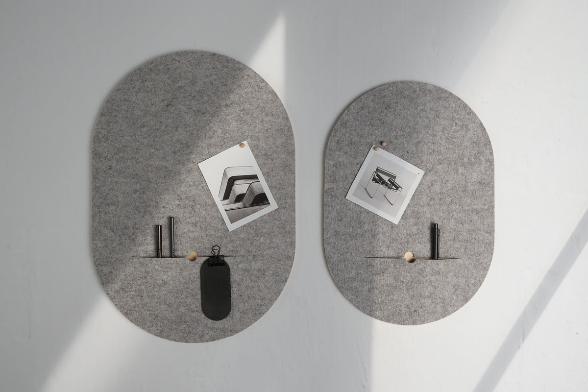 PIN OVAL notice board