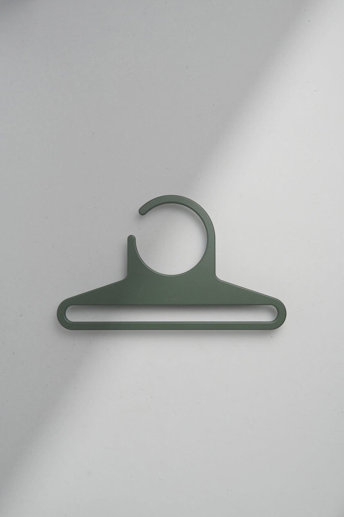 PLAN LEAF coat hanger