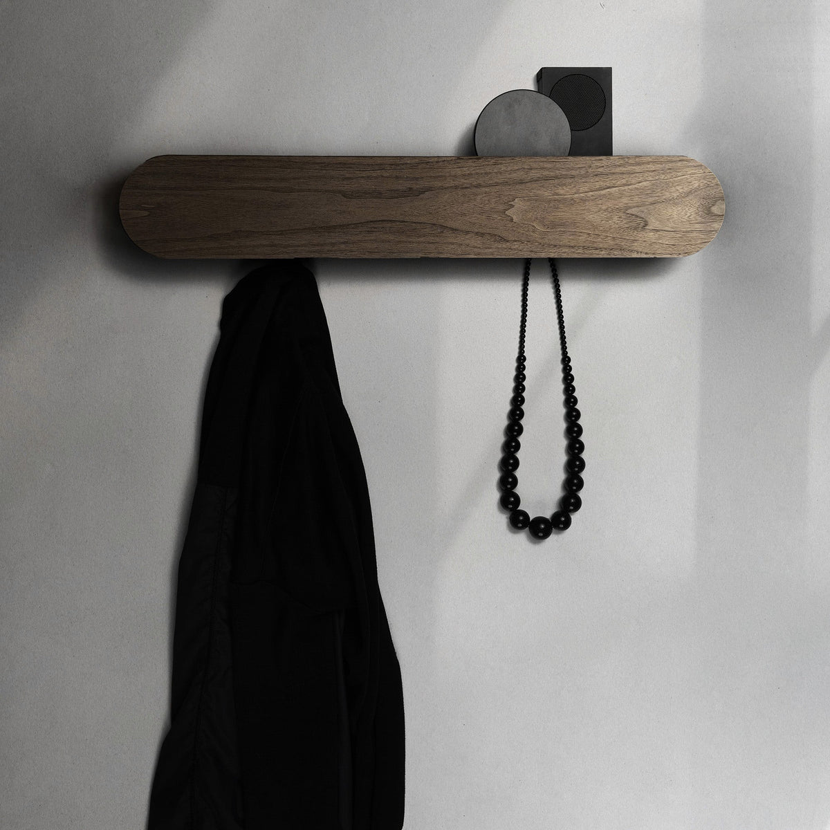POP LONG WALNUT Garderobe